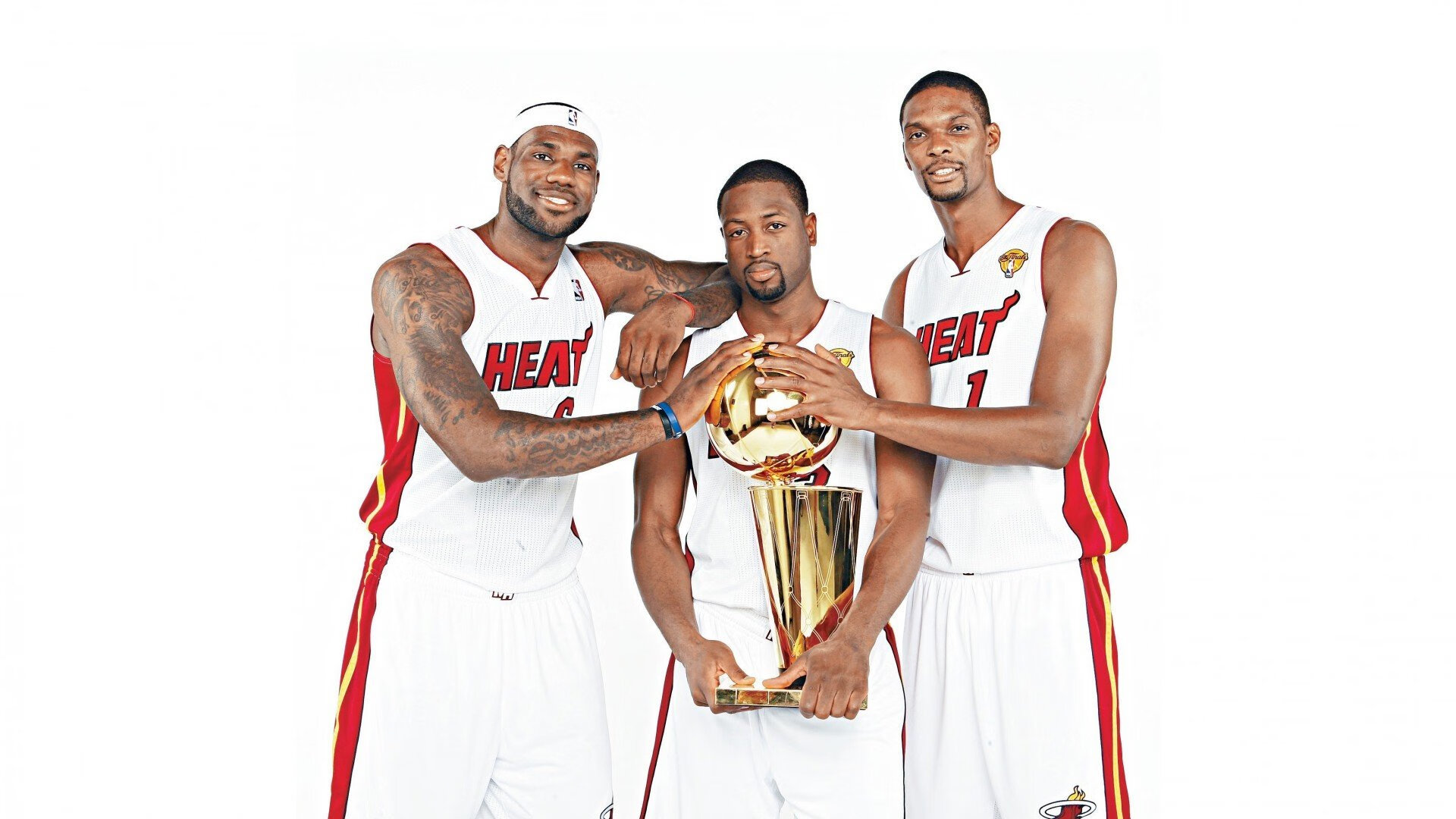 《Uzi：从无名到传奇，电竞梦想永不止步》，uzi在电竞圈的地位