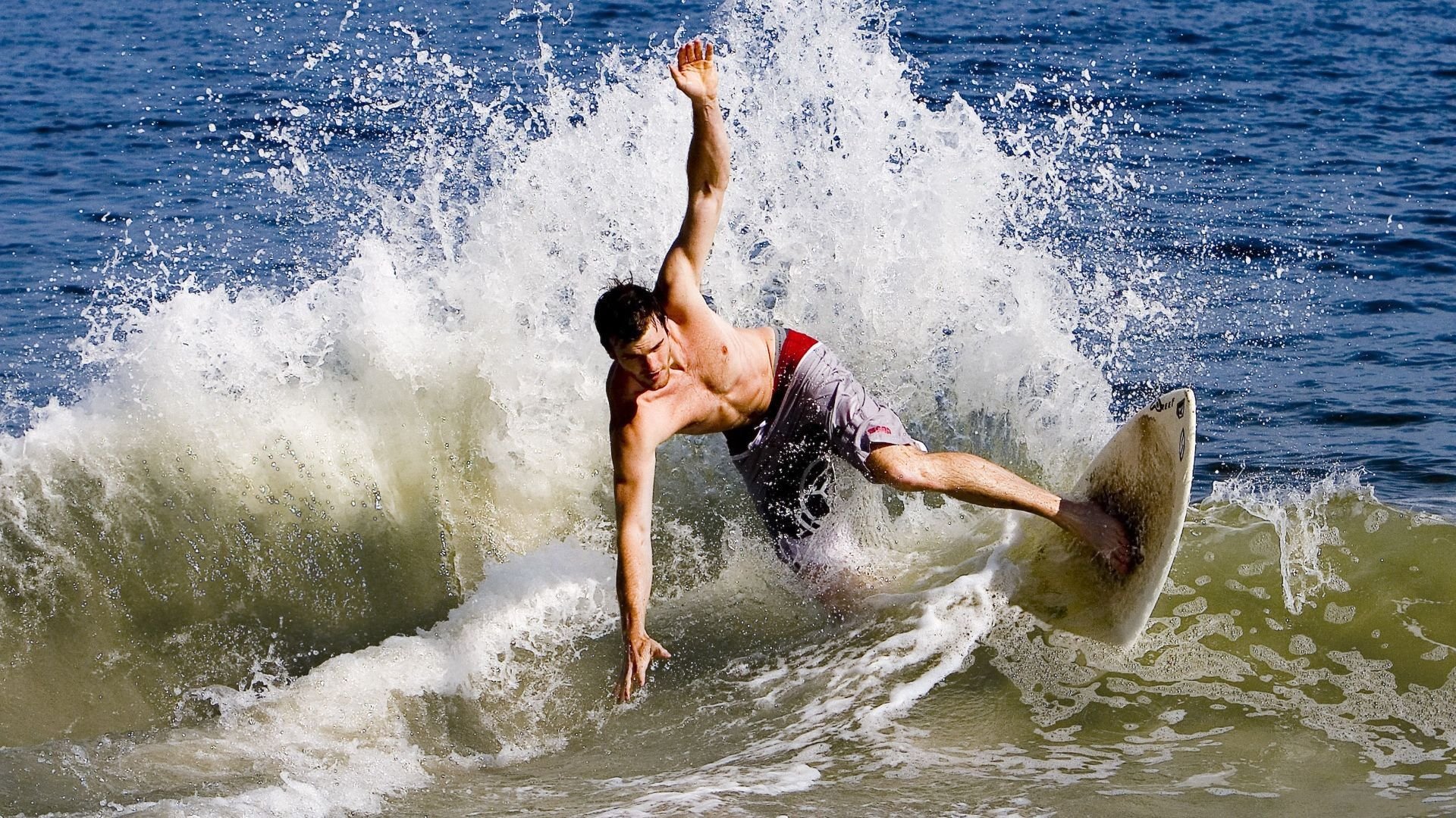 新星闪耀法甲赛场：未来之星逐步崭露头角，门将未来之星